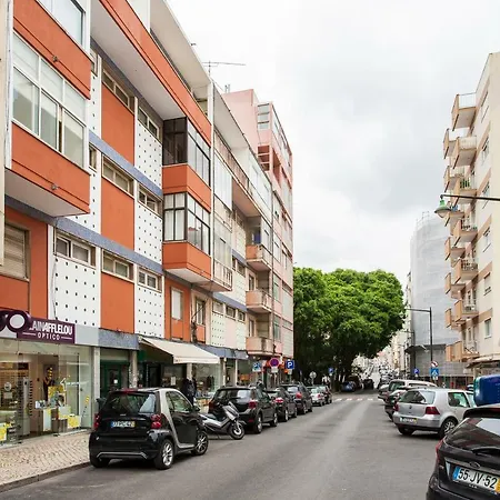 Апартаменты Altido Campo De Ourique Modern *